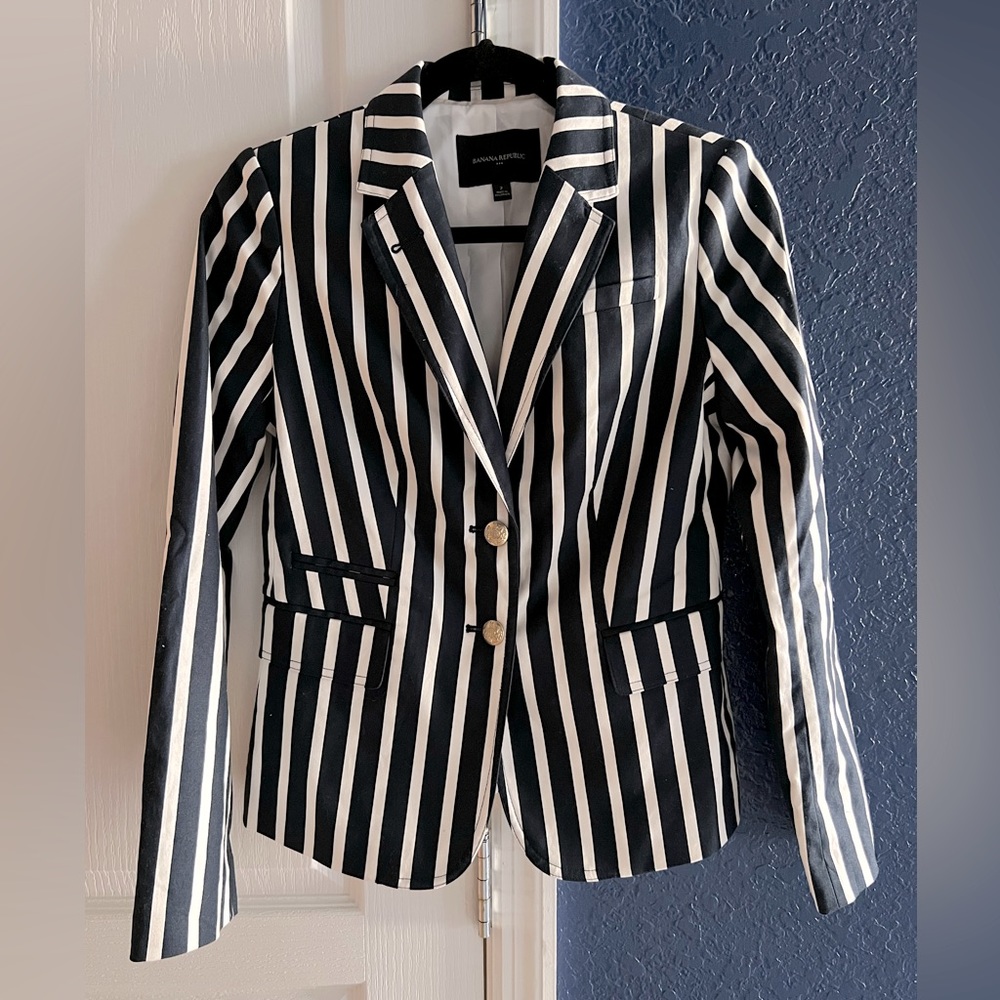 Banana Republic Navy and White Blazer with Gold Details